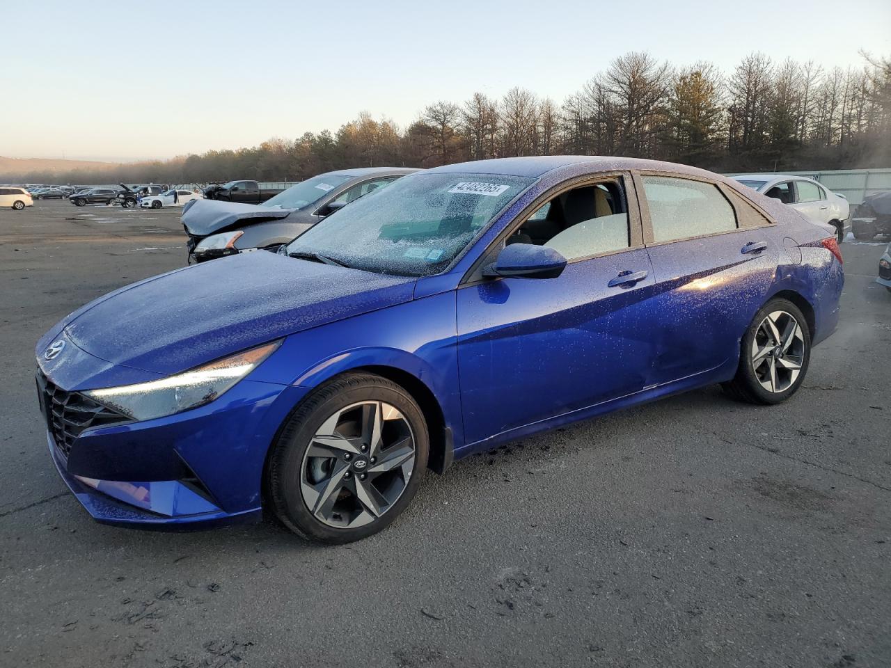 2023 HYUNDAI ELANTRA SE