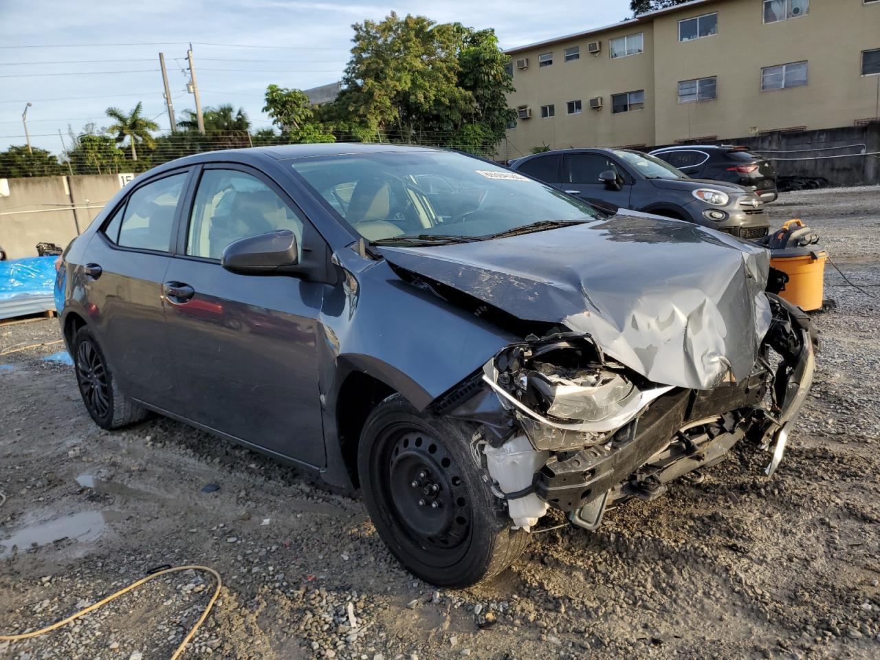 2014 TOYOTA COROLLA L - Image 4