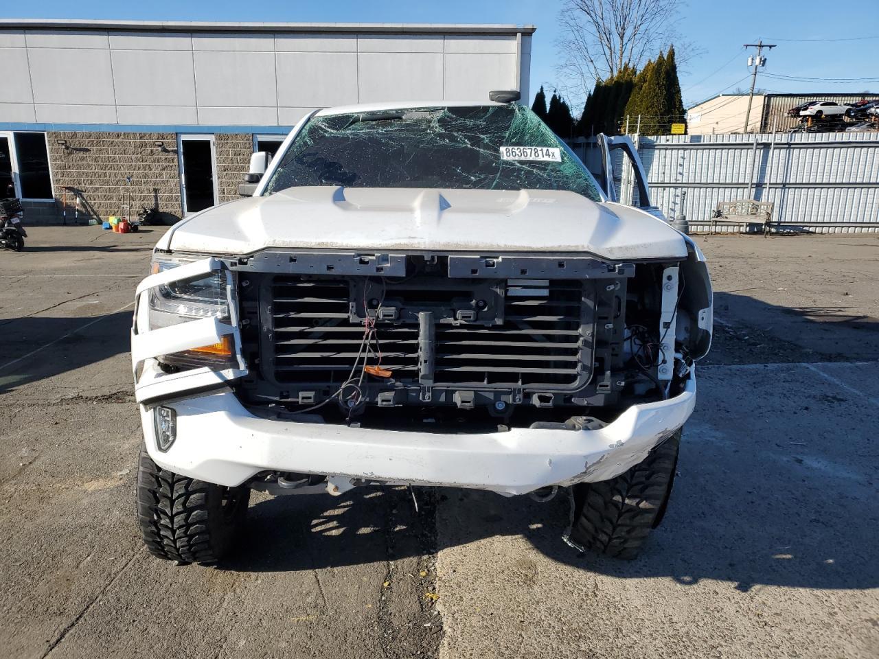 2017 CHEVROLET SILVERADO - Image 5