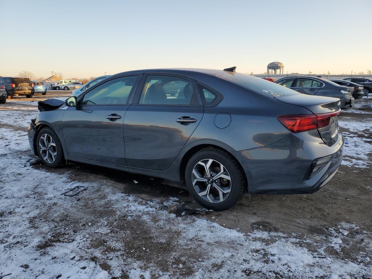 2021 KIA FORTE FE - Фото 2