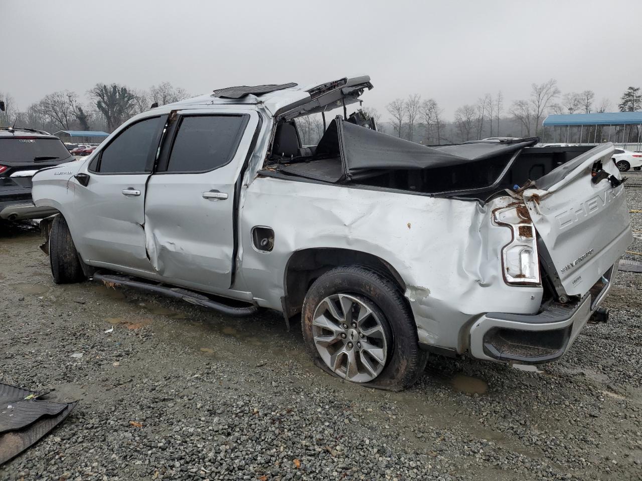 2019 CHEVROLET SILVERADO - Фото 2