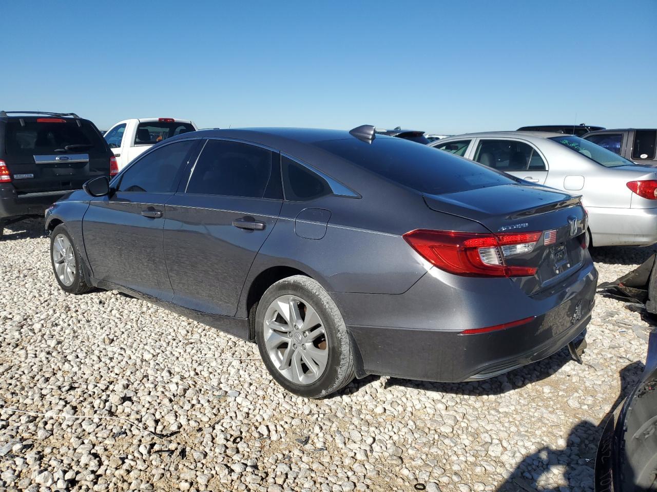 2018 HONDA ACCORD LX - Image 2