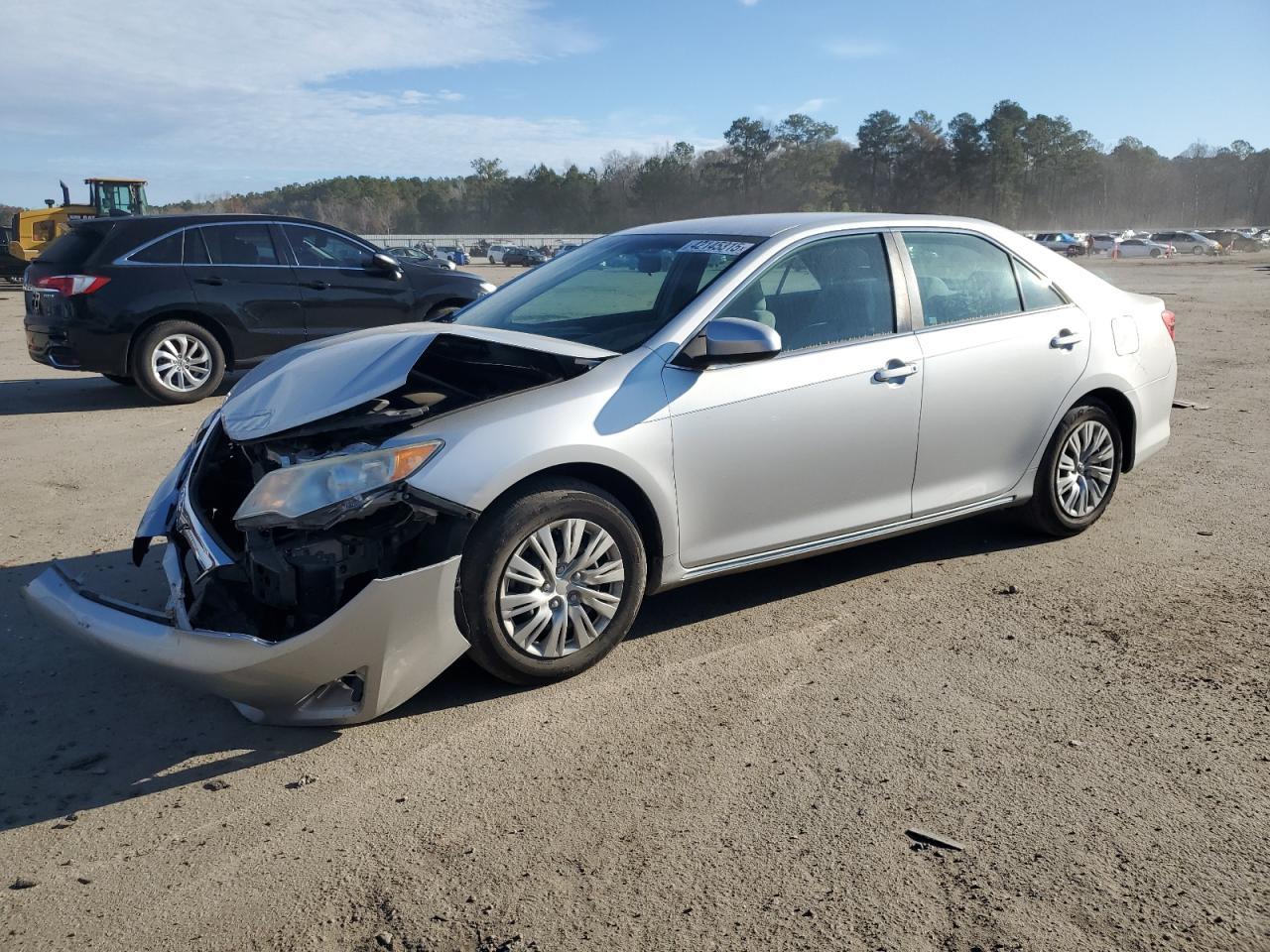 2014 TOYOTA CAMRY L