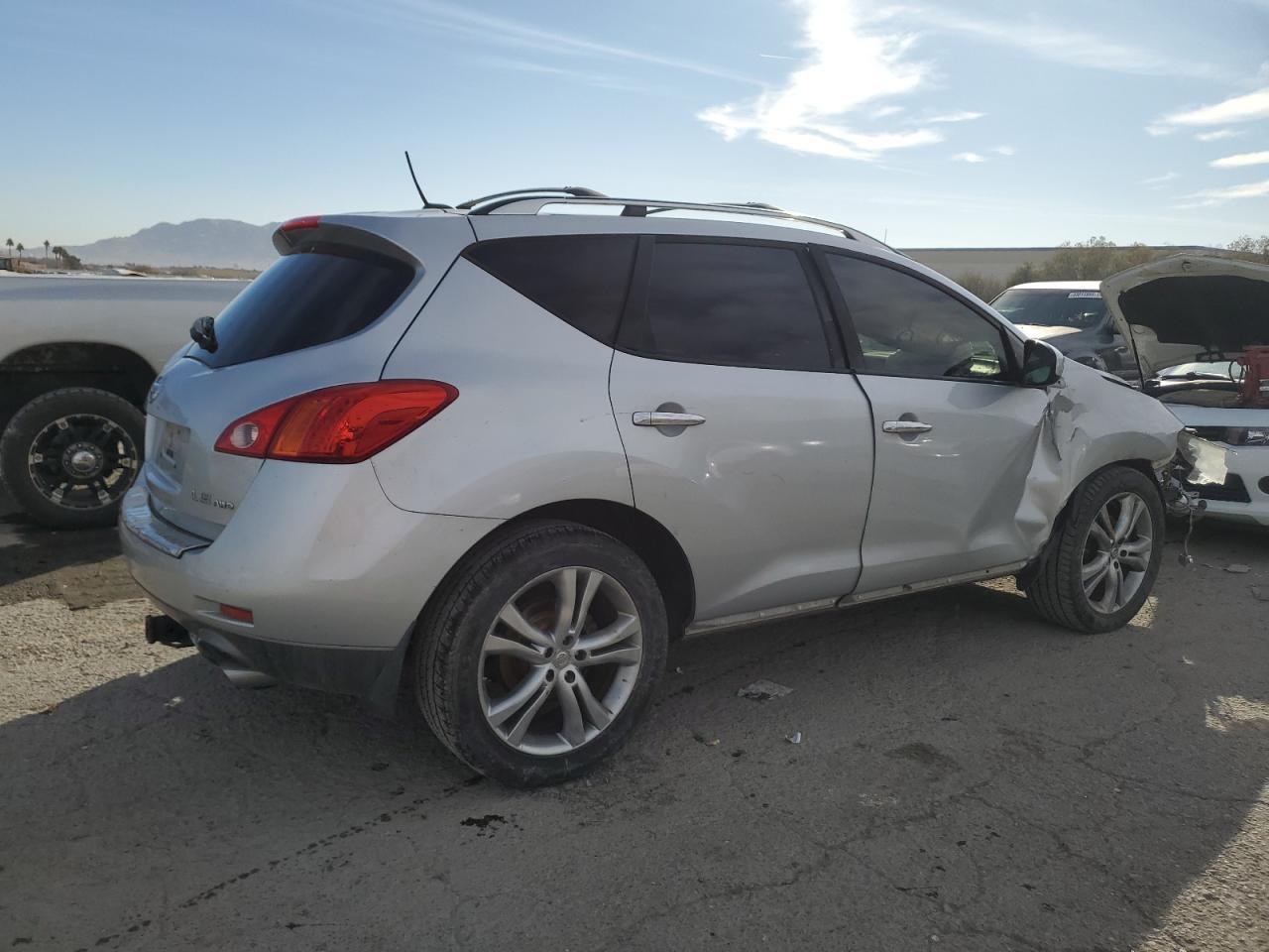 2010 NISSAN MURANO S - Фото 3