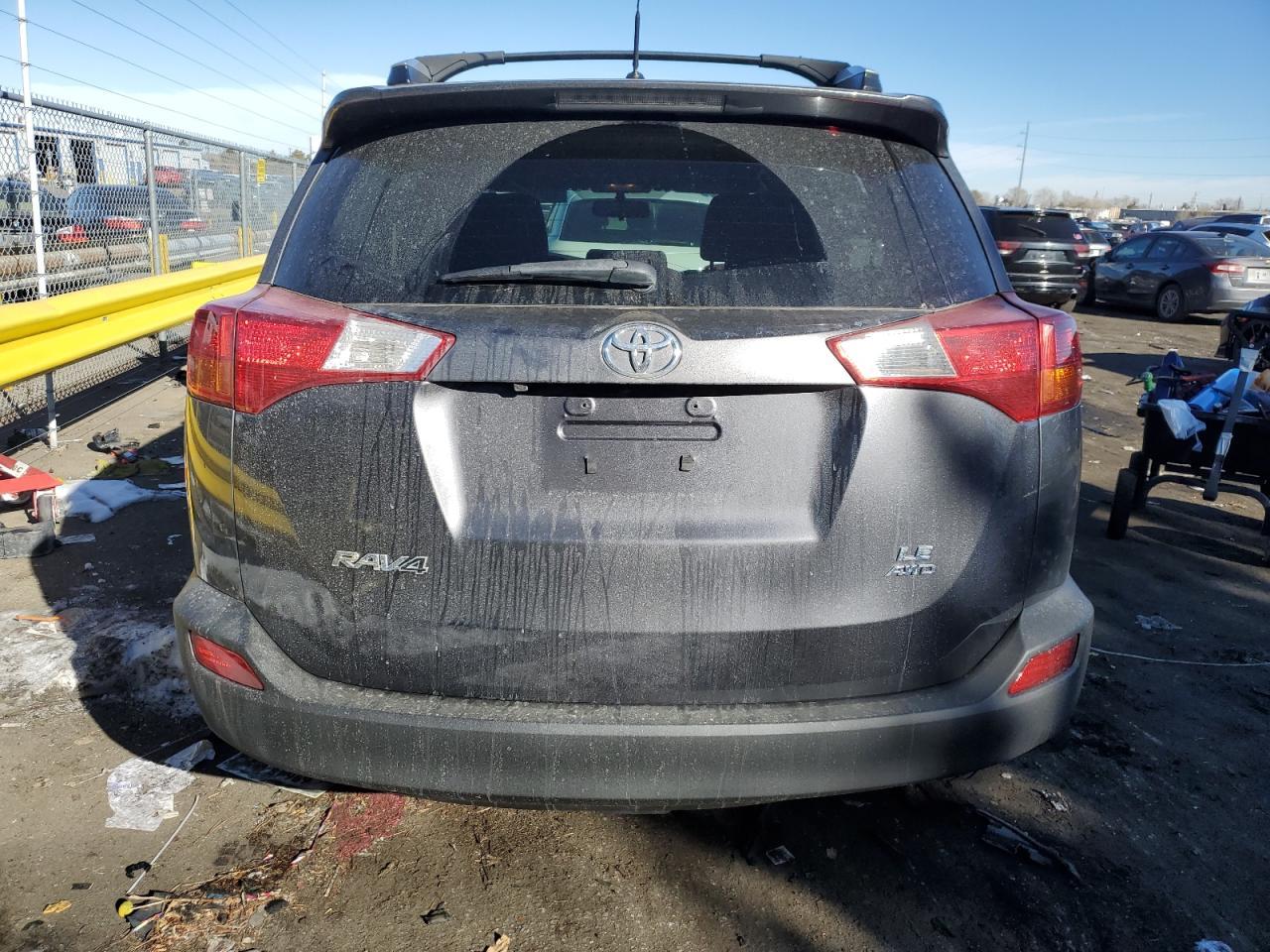 2014 TOYOTA RAV4 LE - Фото 6