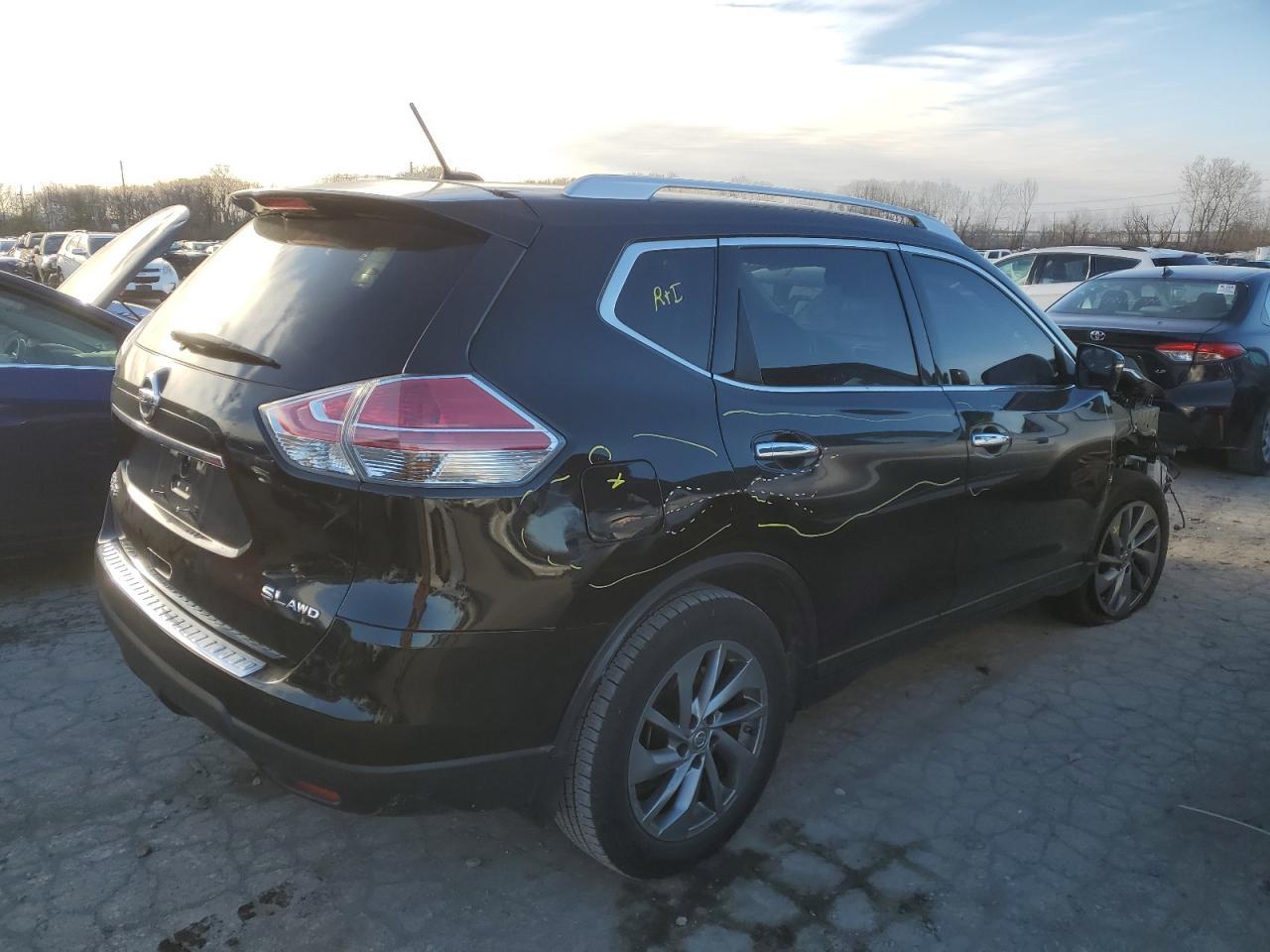 2015 NISSAN ROGUE S - Фото 3