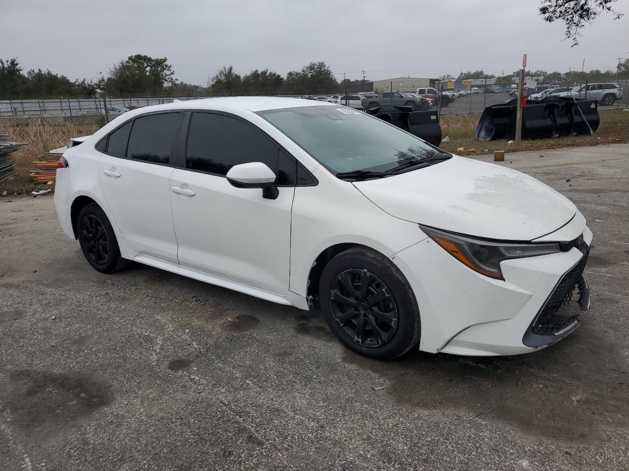 2021 TOYOTA COROLLA LE - Фото 4
