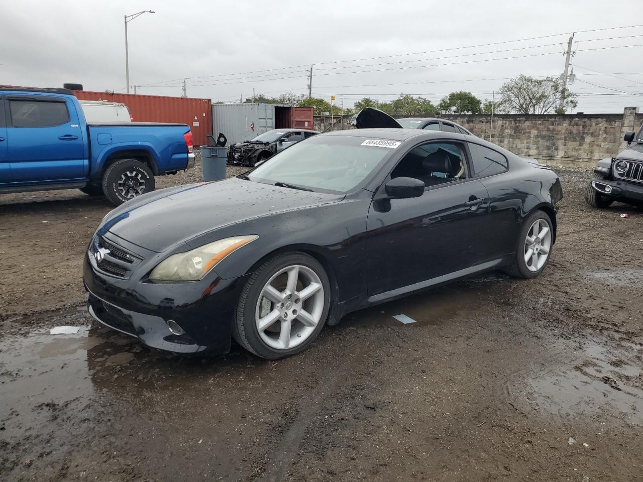 2011 INFINITI G37 BASE