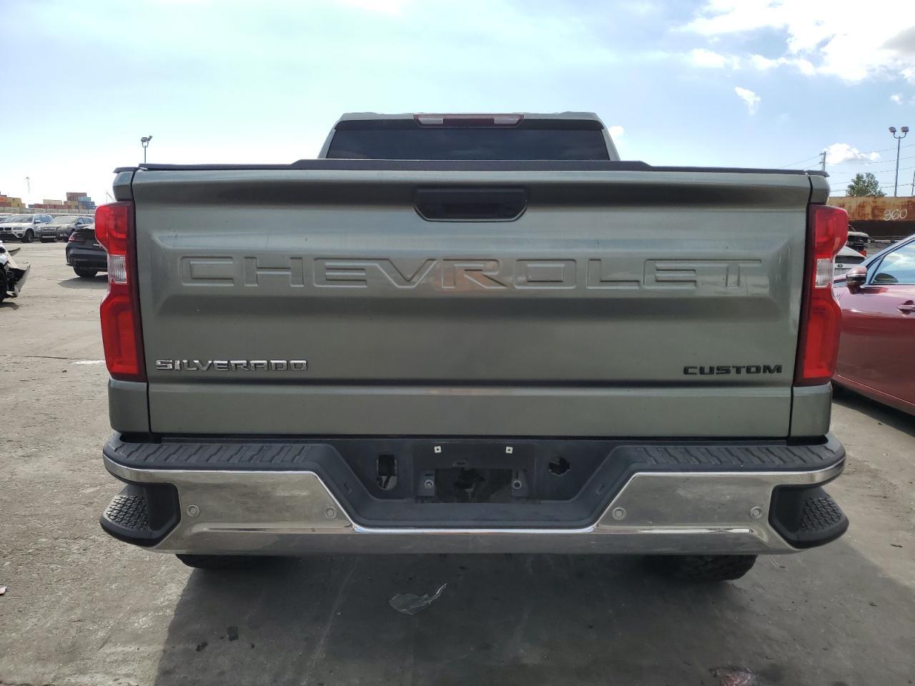 2019 CHEVROLET SILVERADO - Фото 6