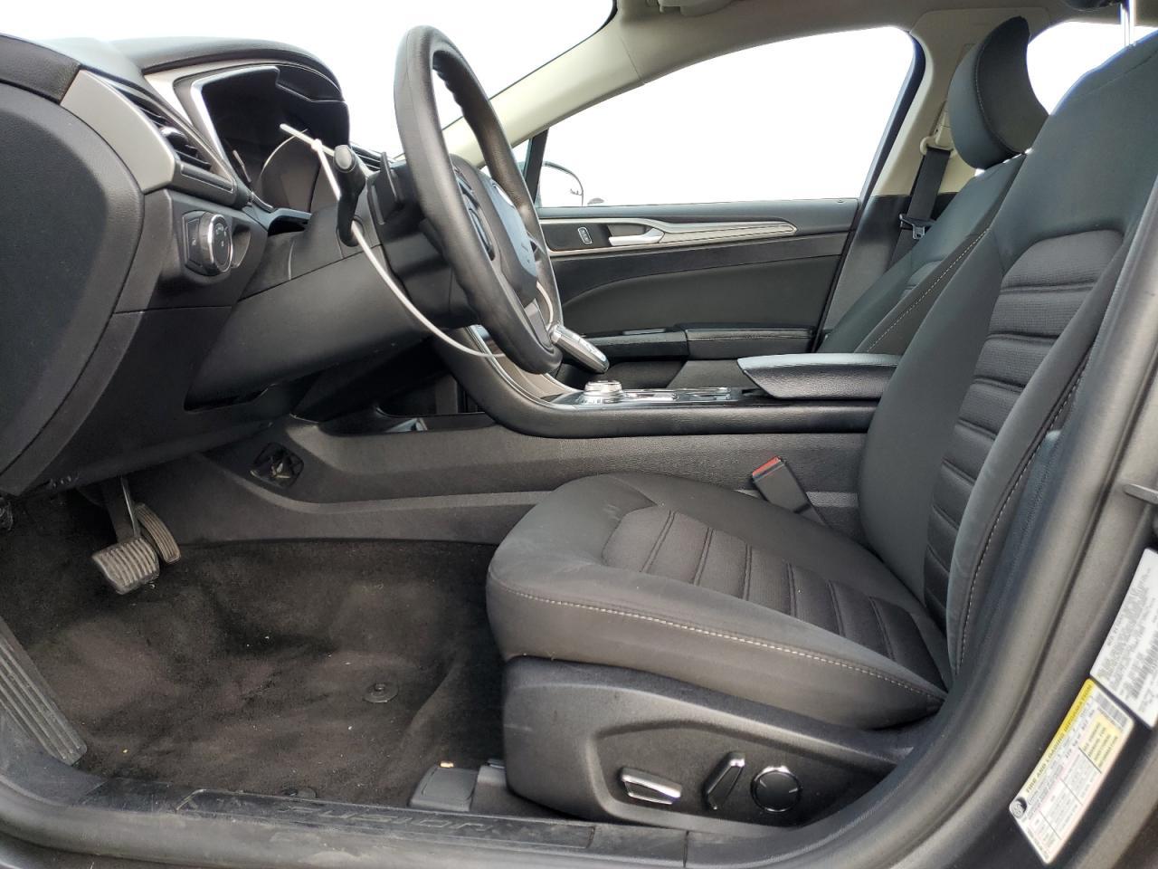 2017 FORD FUSION SE - Image 7