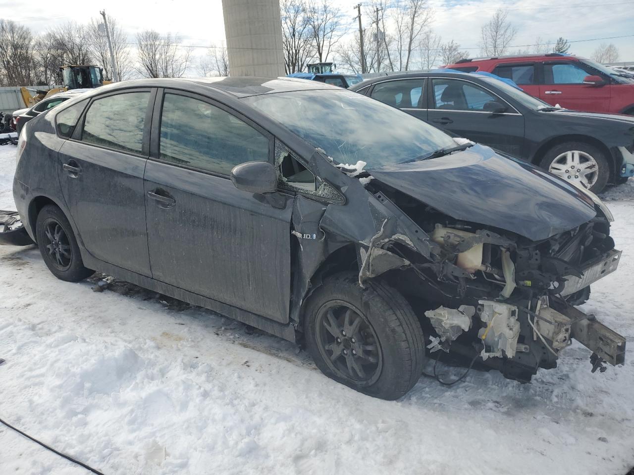 2013 TOYOTA PRIUS - Фото 4