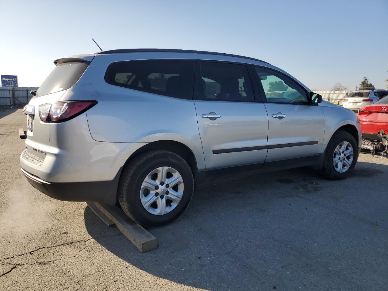 2015 CHEVROLET TRAVERSE L - Фото 3