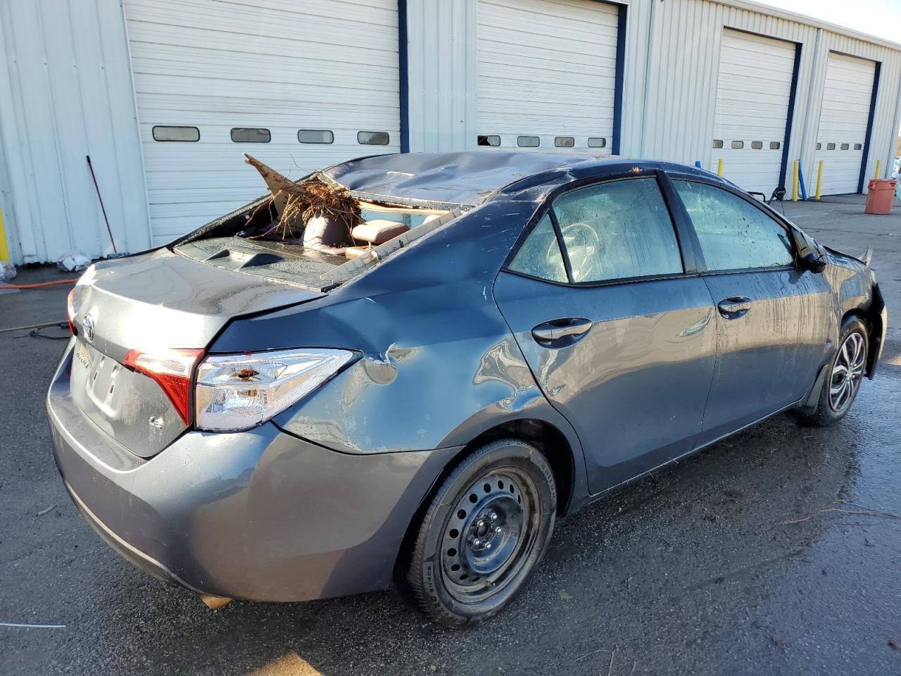 2015 TOYOTA COROLLA L - Фото 3