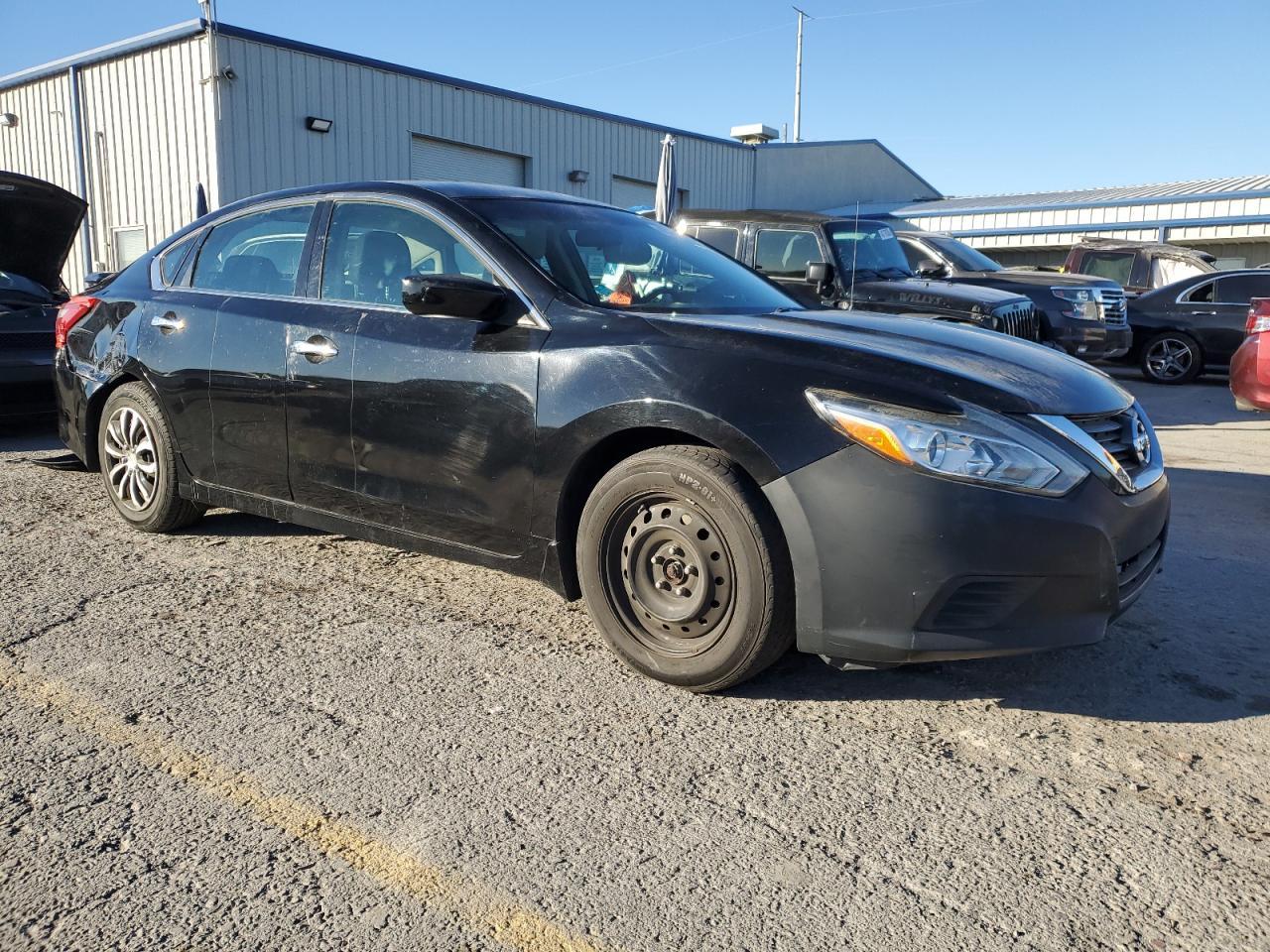2017 NISSAN ALTIMA 2.5 - Image 4