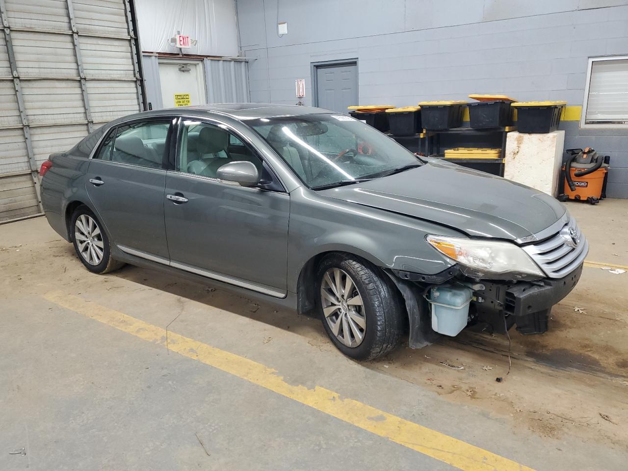 2011 TOYOTA AVALON BAS - Фото 4
