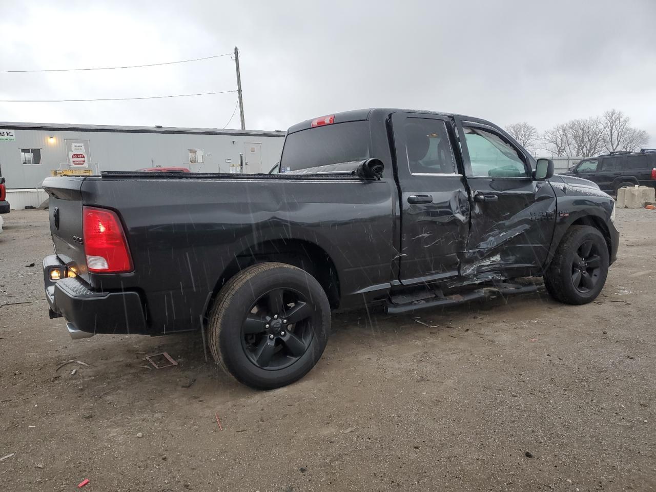 2017 RAM 1500 ST - Фото 3