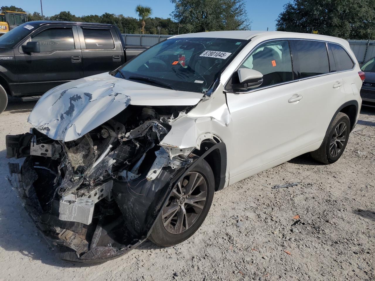 2018 TOYOTA HIGHLANDER