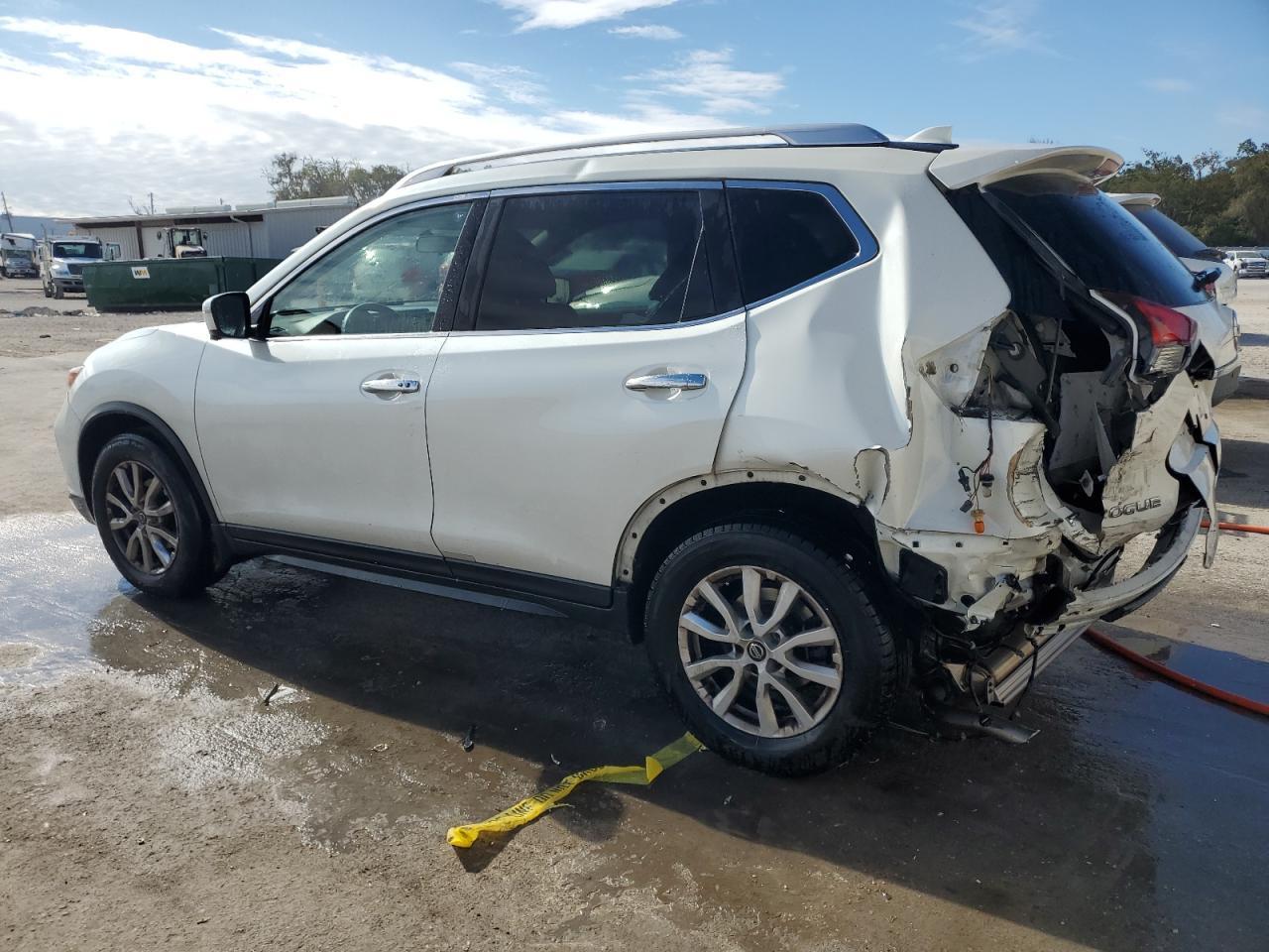 2018 NISSAN ROGUE S - Image 2