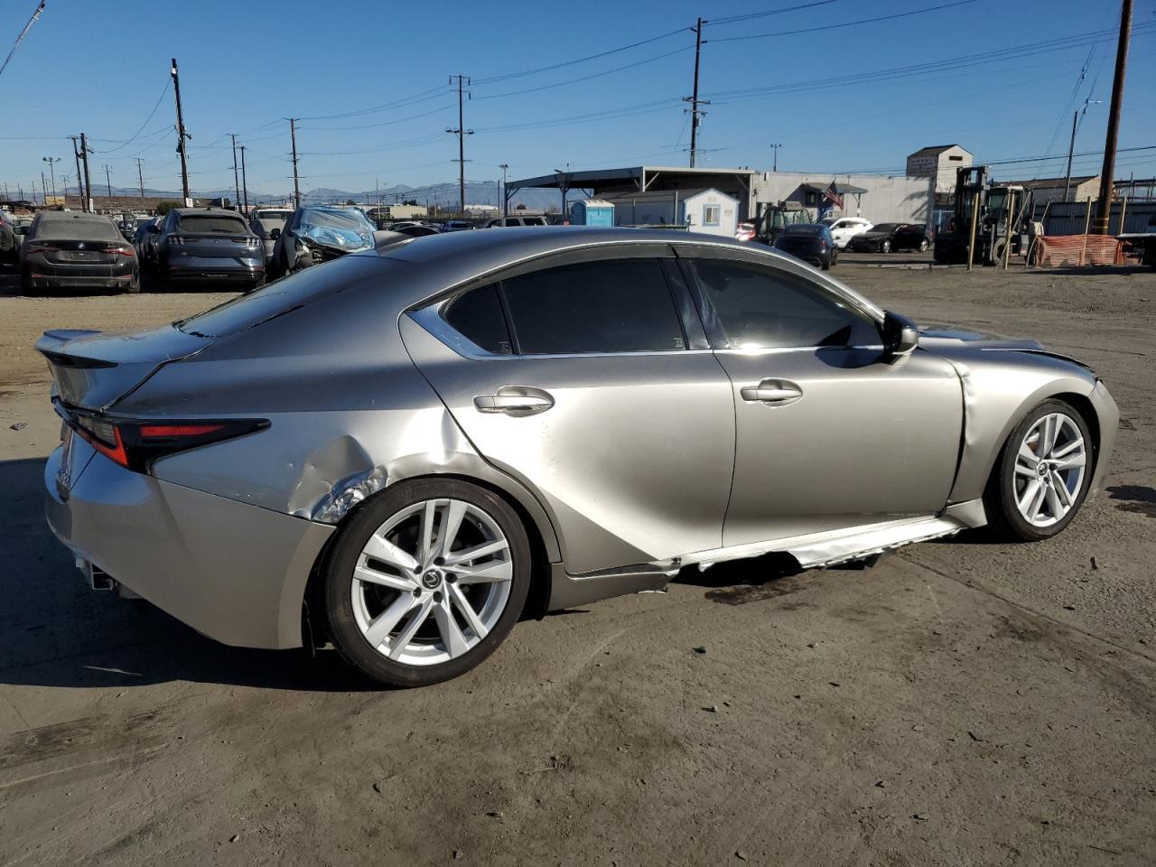 2021 LEXUS IS 300 - Image 3