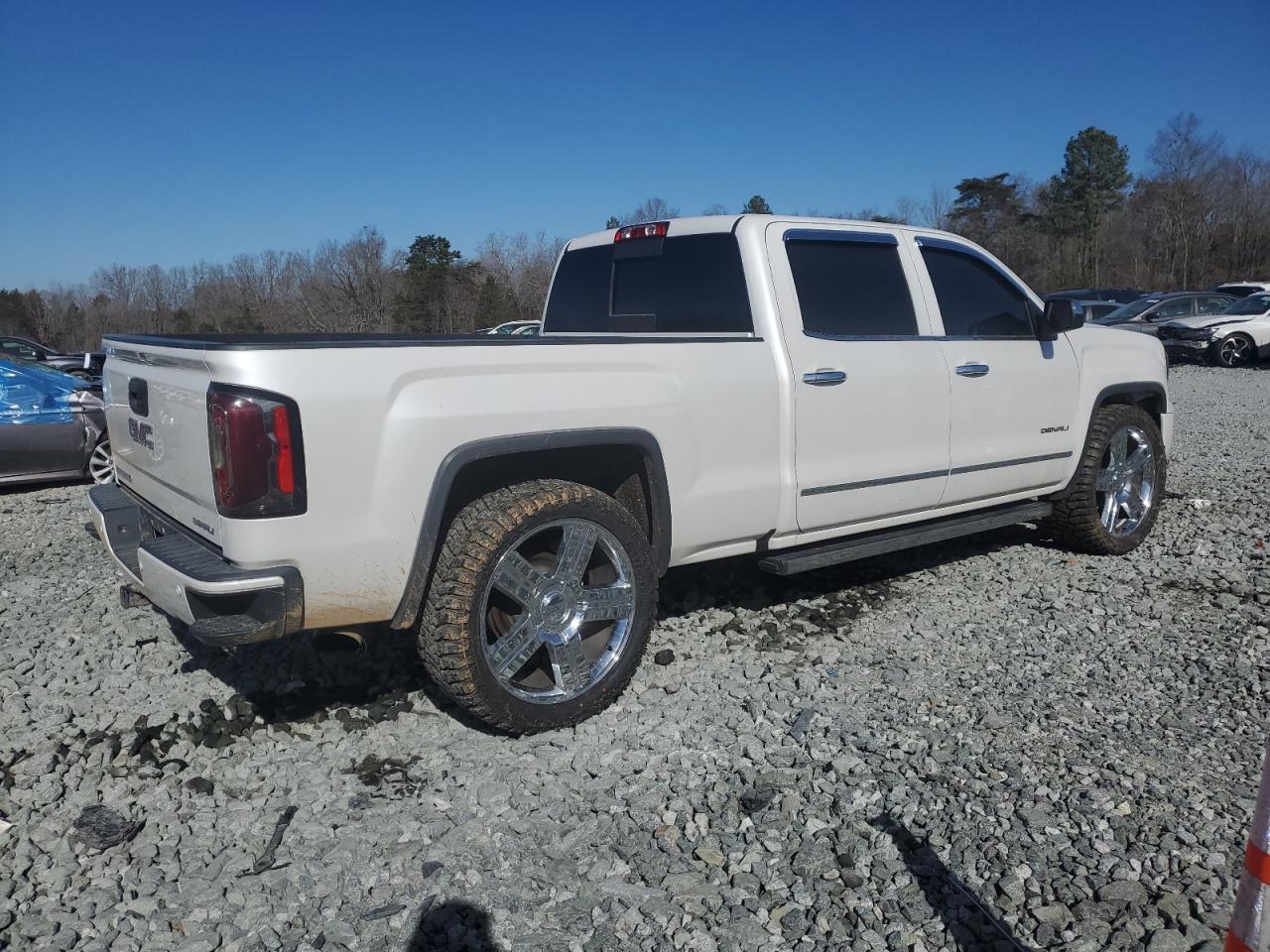 2017 GMC SIERRA K15 - Фото 3