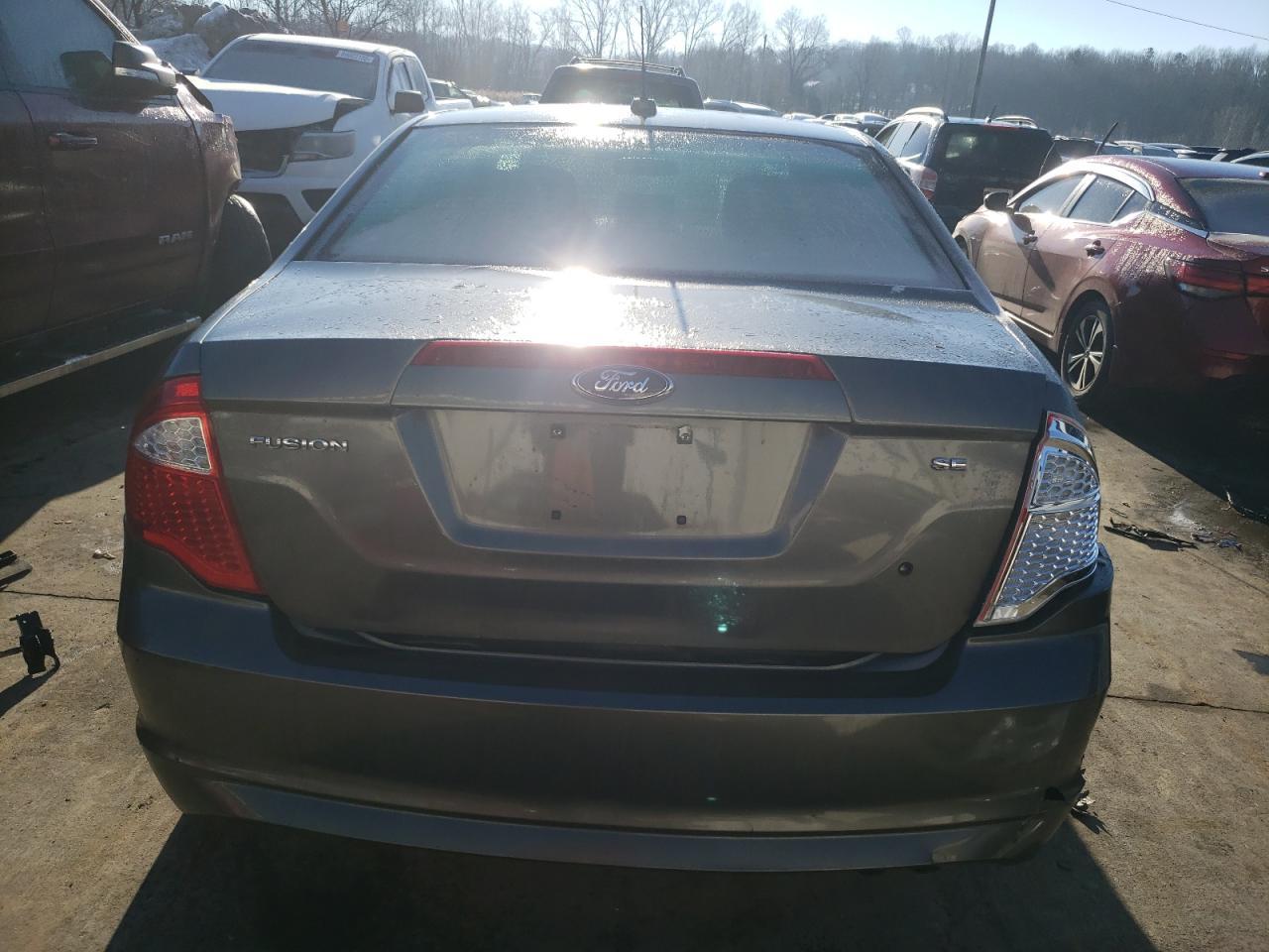 2012 FORD FUSION SE - Image 6