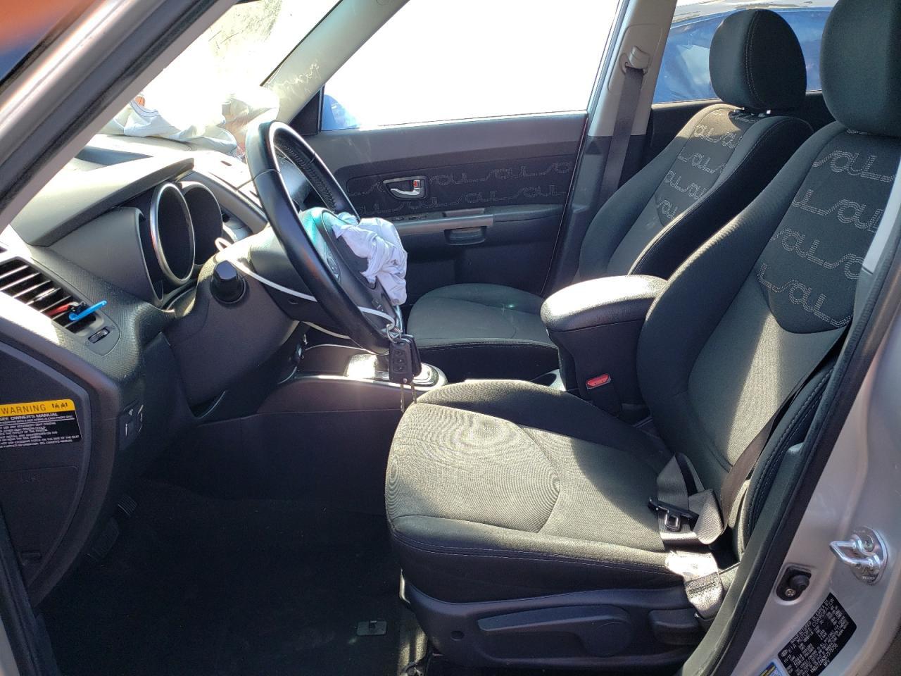 2013 KIA SOUL + - Image 7