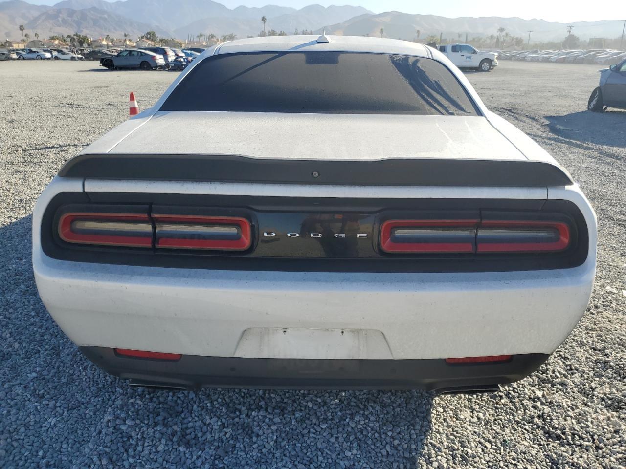 2016 DODGE CHALLENGER - Image 6