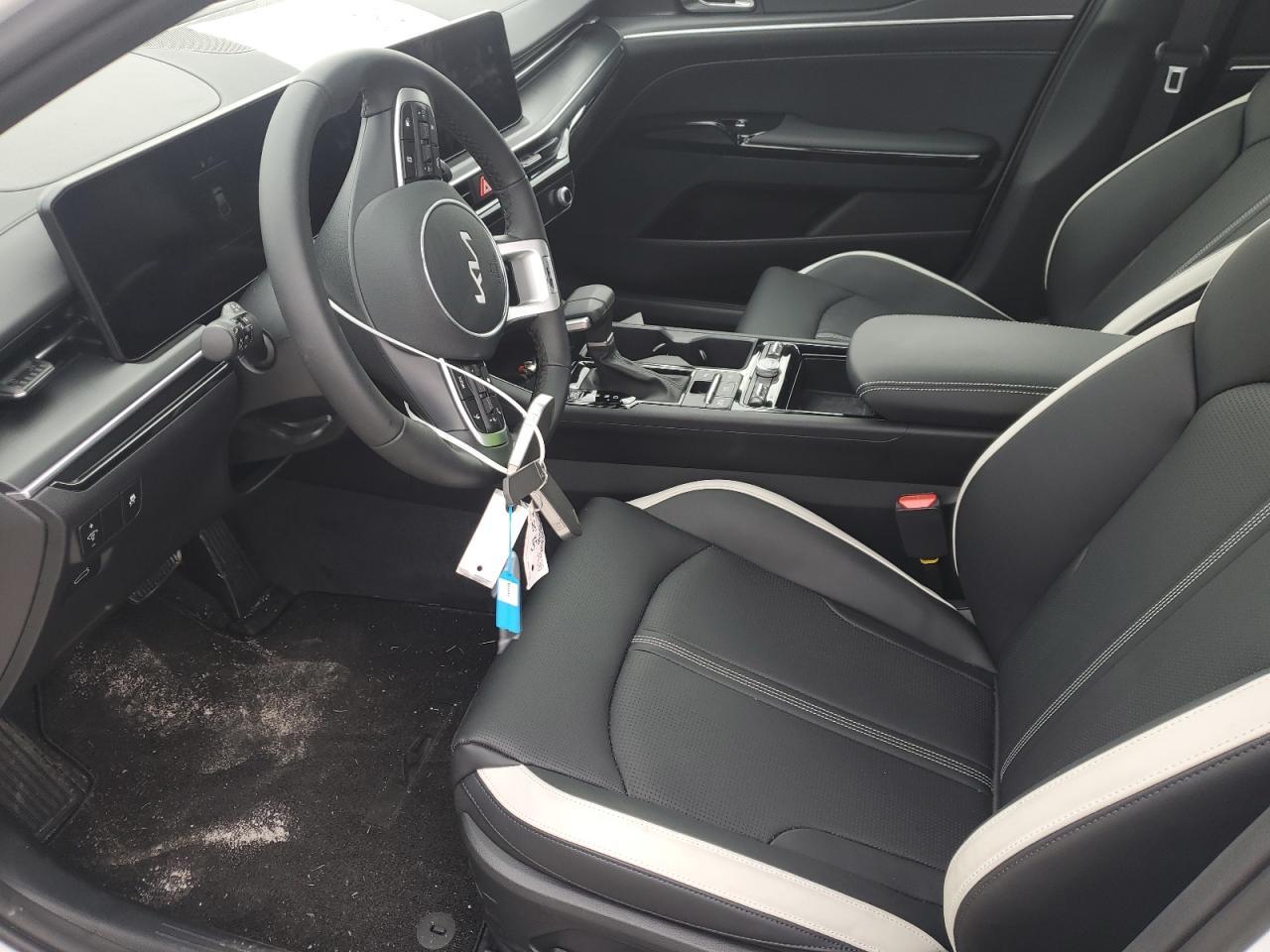 2025 KIA K5 GT LINE - Image 7