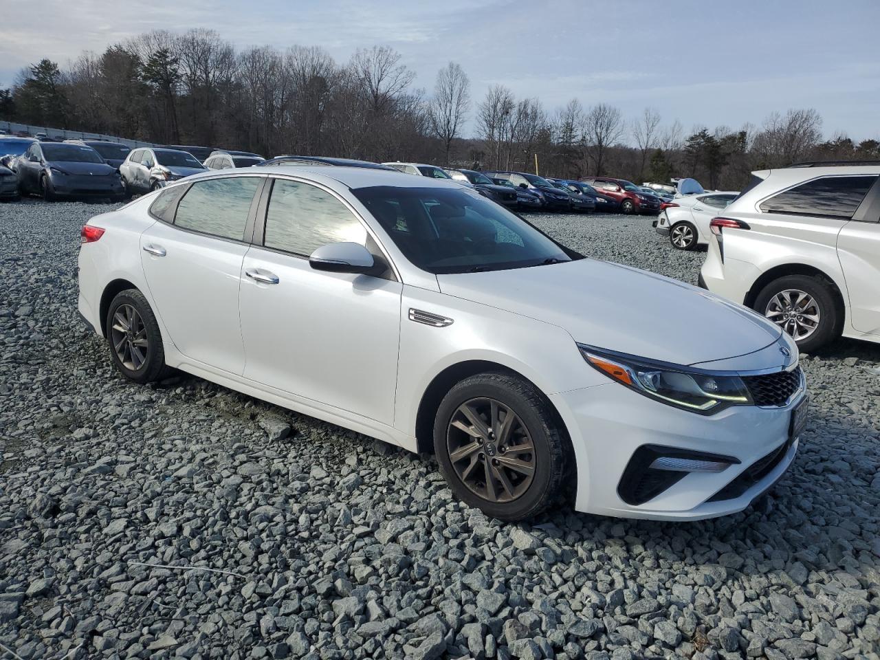 2019 KIA OPTIMA LX - Фото 4