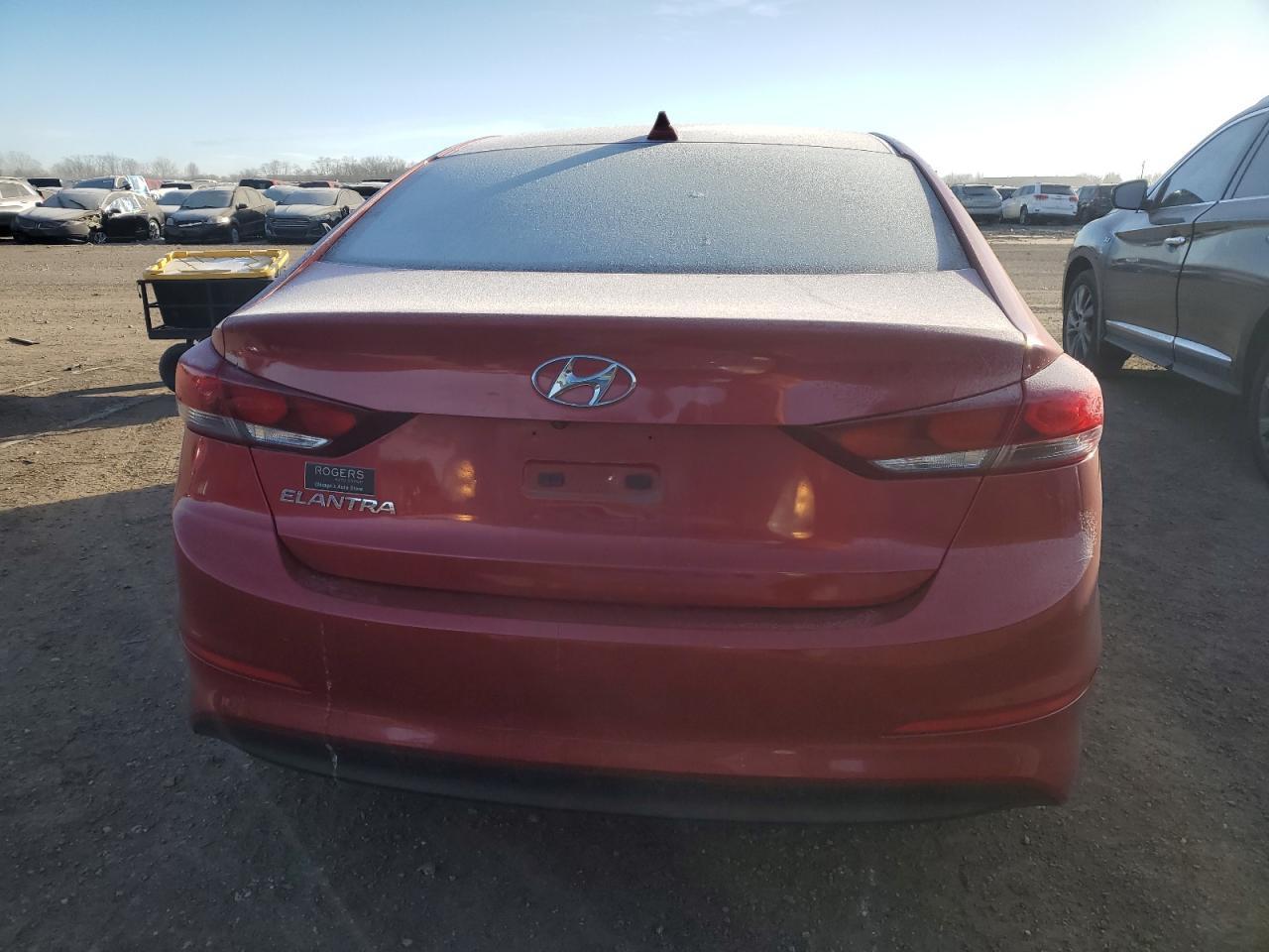 2017 HYUNDAI ELANTRA SE - Фото 6