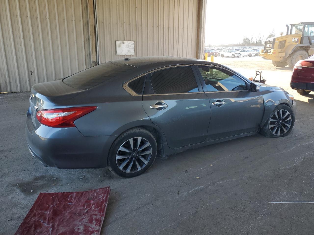 2017 NISSAN ALTIMA 2.5 - Фото 3