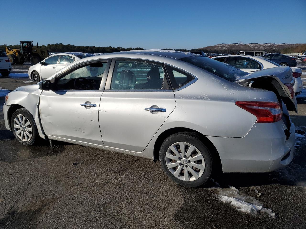 2018 NISSAN SENTRA S - Фото 2