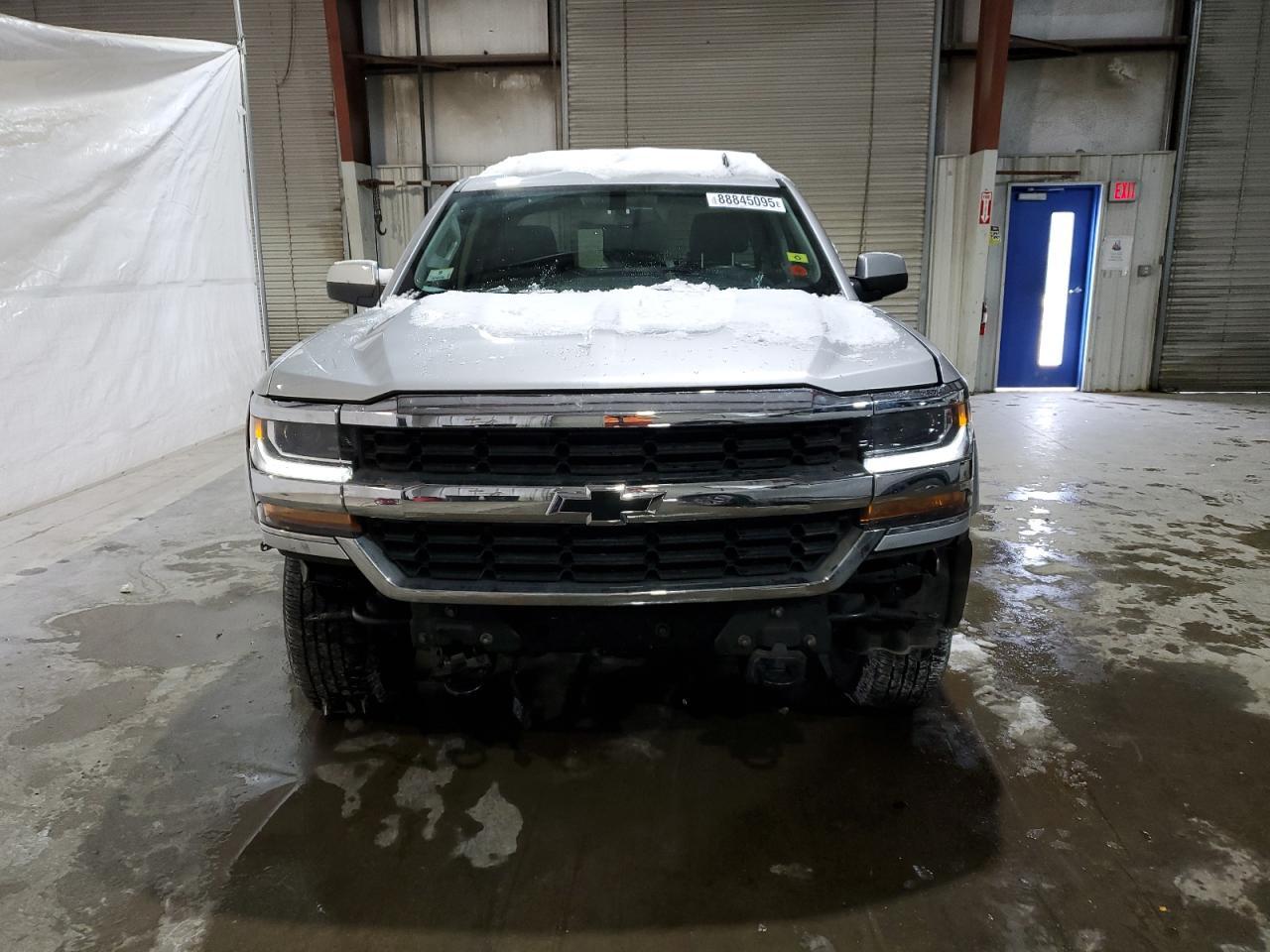 2018 CHEVROLET SILVERADO - Фото 5