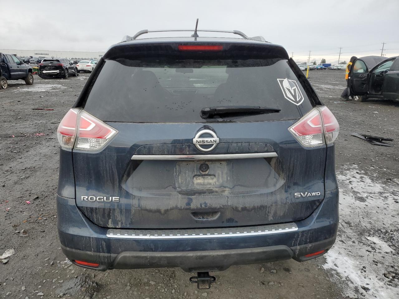 2015 NISSAN ROGUE S - Фото 6