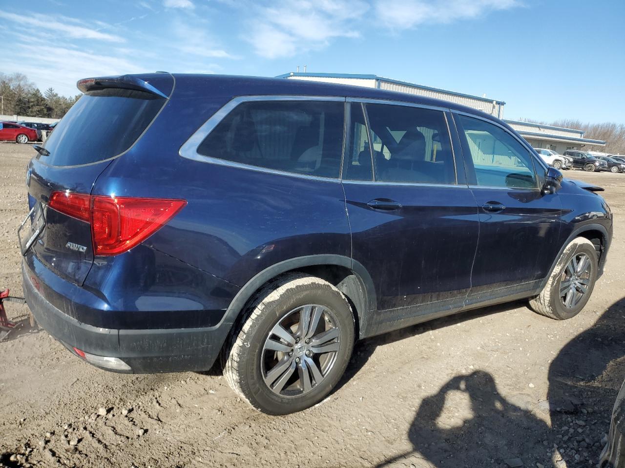 2017 HONDA PILOT EXLN - Image 3