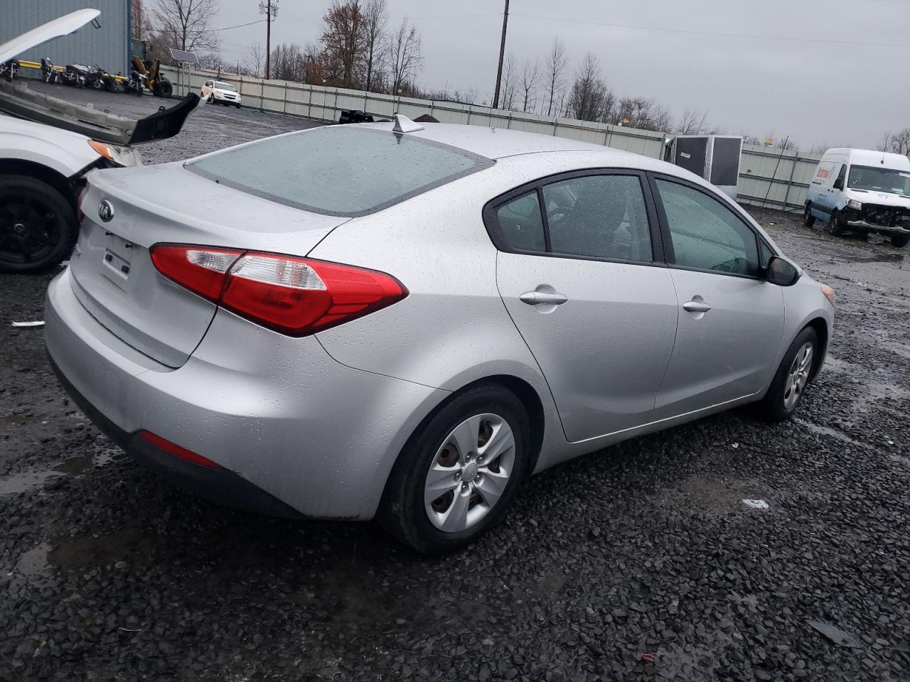 2015 KIA FORTE LX - Фото 3