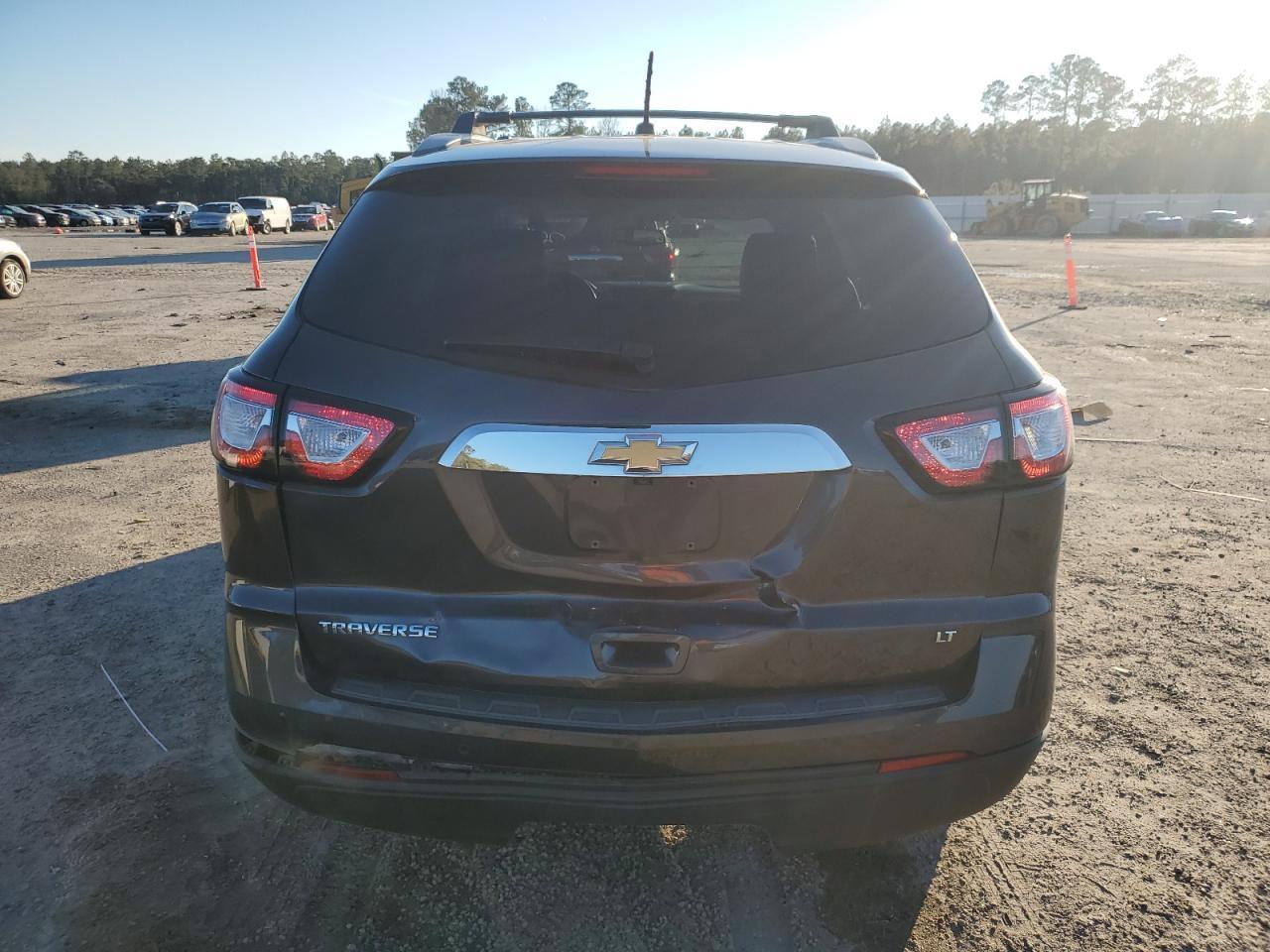 2015 CHEVROLET TRAVERSE L - Image 6