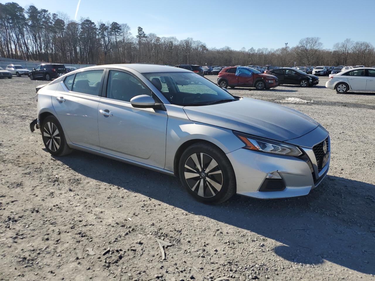 2022 NISSAN ALTIMA SV - Image 4