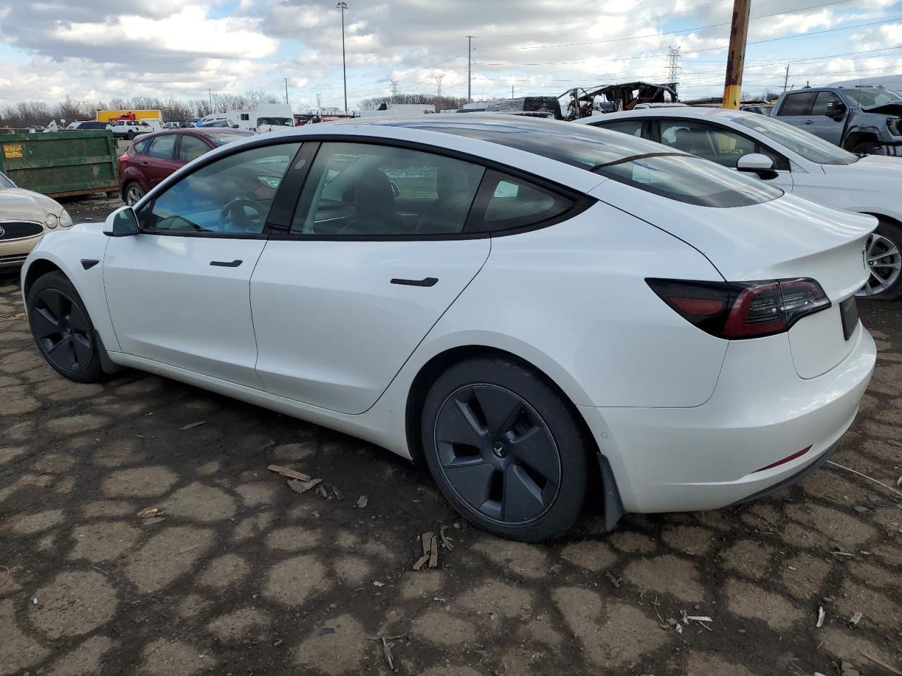 2021 TESLA MODEL 3 - Image 2