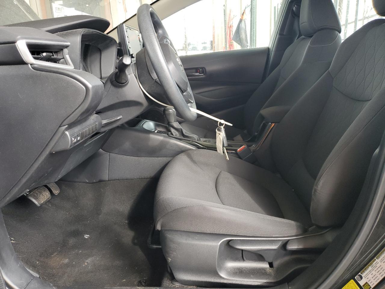 2022 TOYOTA COROLLA LE - Фото 7