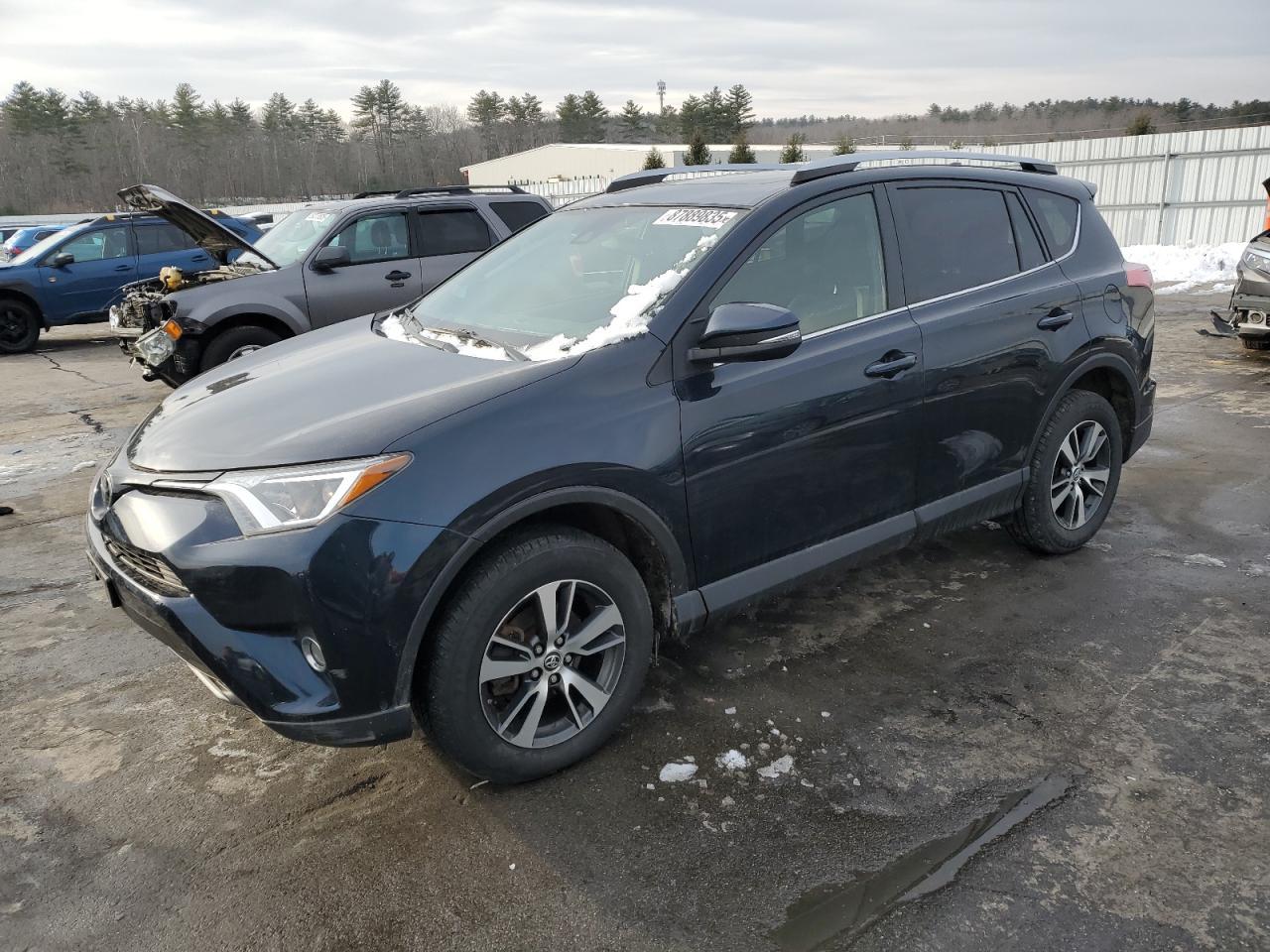2017 TOYOTA RAV4 XLE