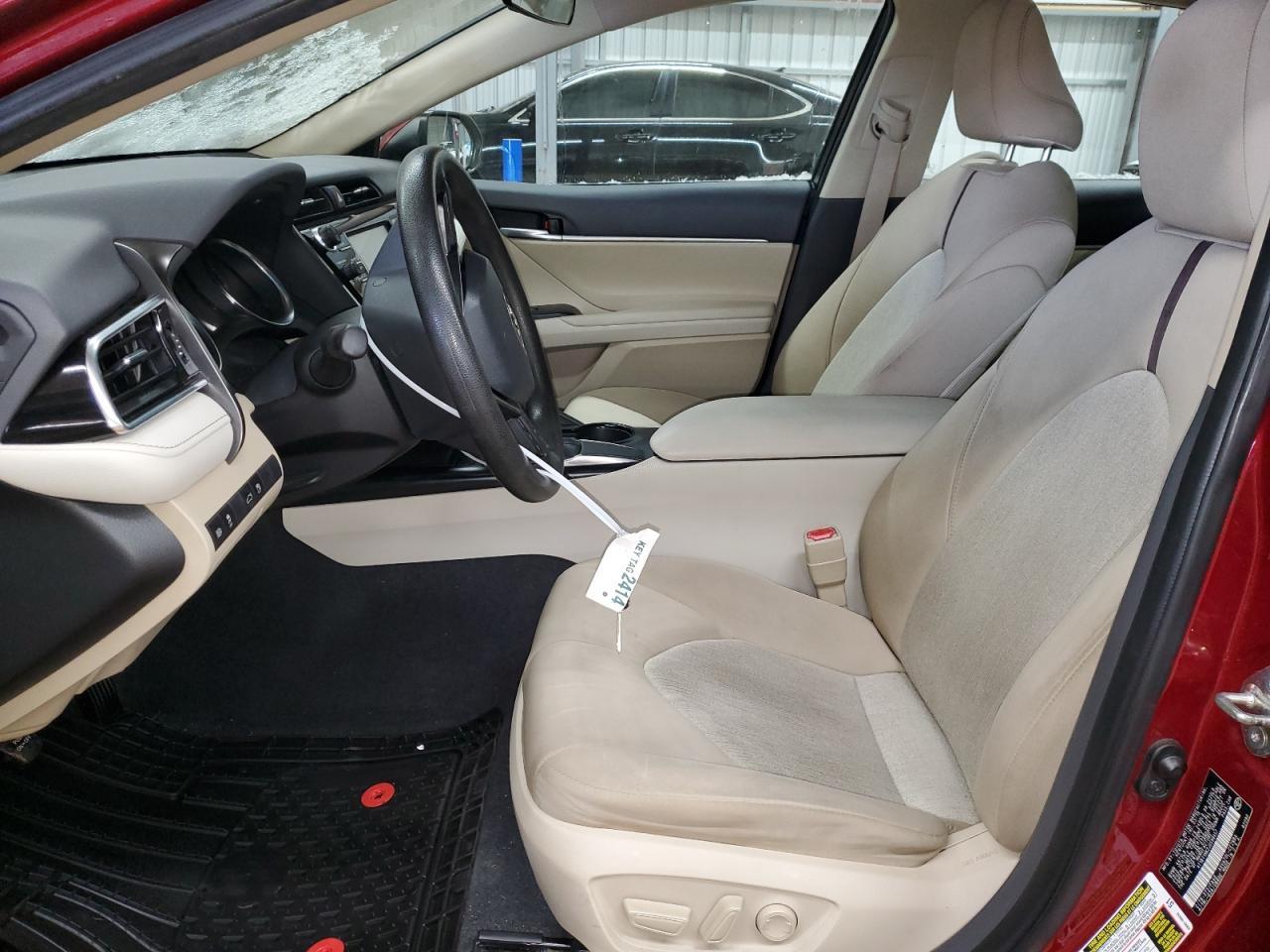 2018 TOYOTA CAMRY L - Фото 7