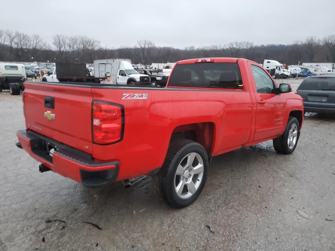 2017 CHEVROLET SILVERADO - Фото 3