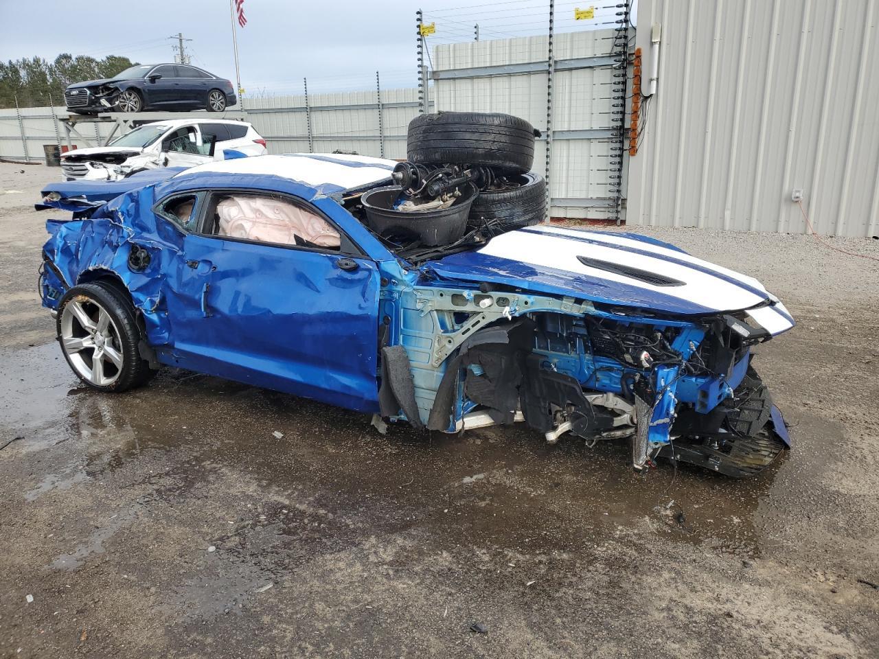 2018 CHEVROLET CAMARO SS - Image 4