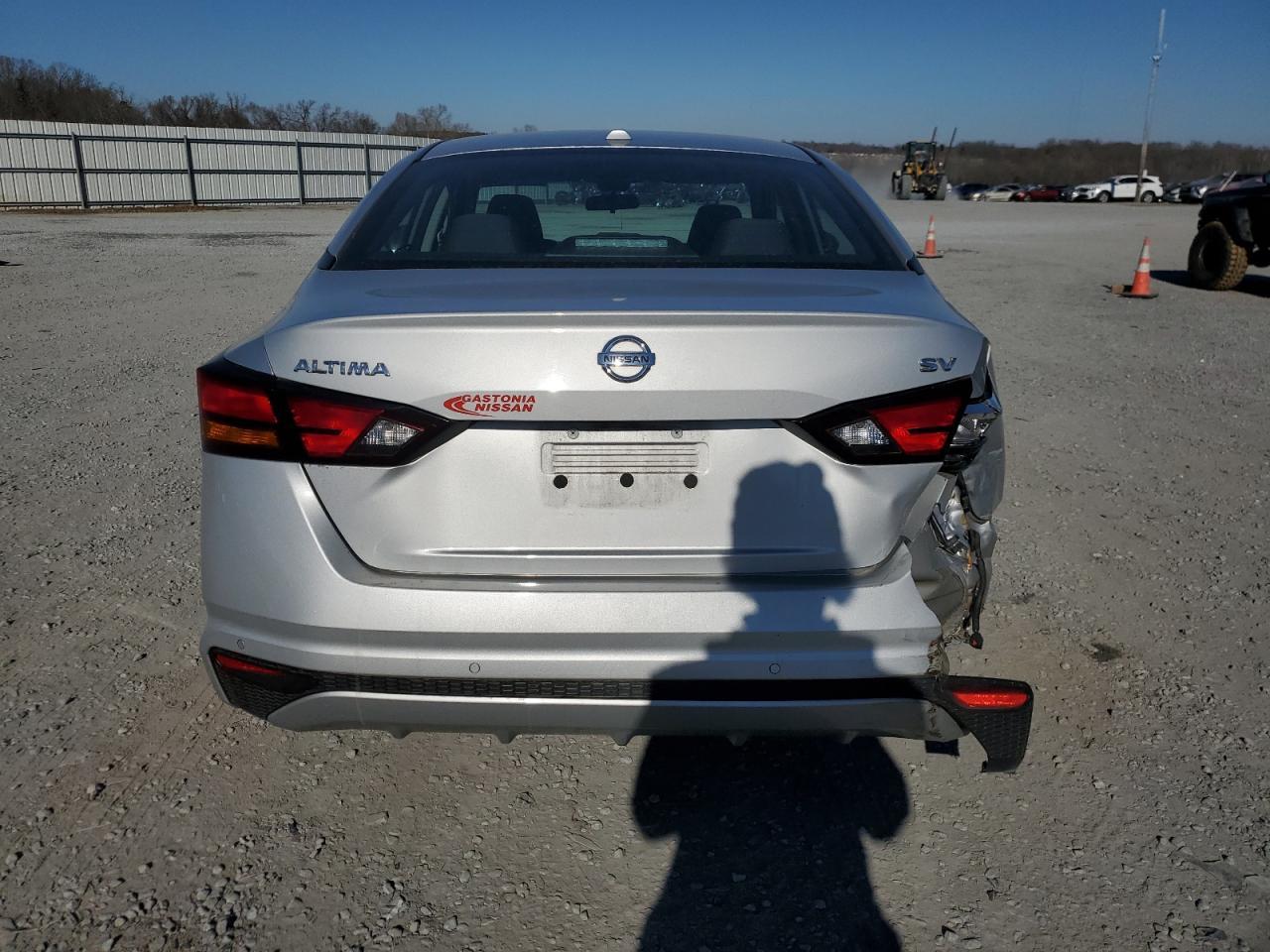 2022 NISSAN ALTIMA SV - Image 6