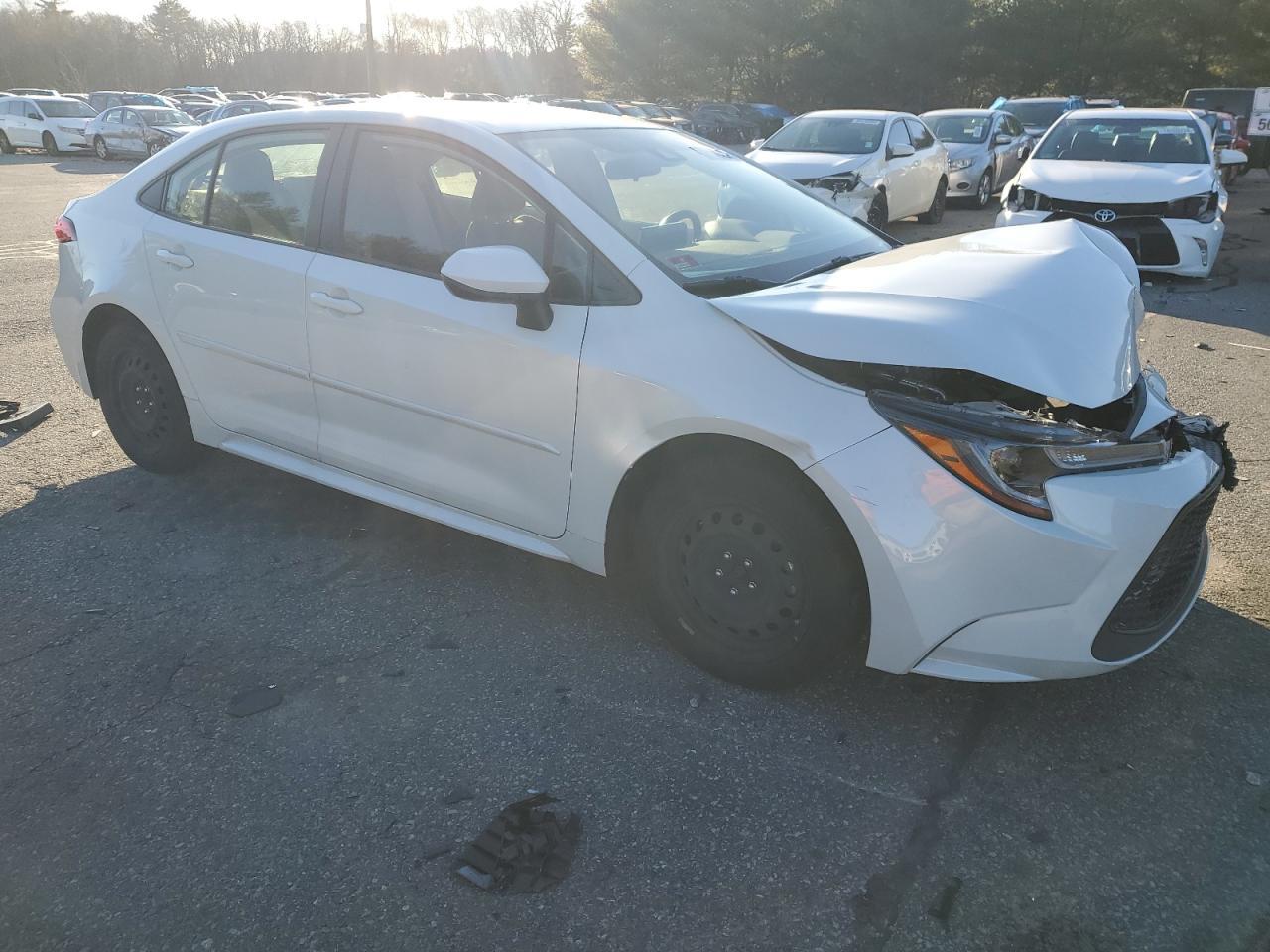 2020 TOYOTA COROLLA LE - Фото 4