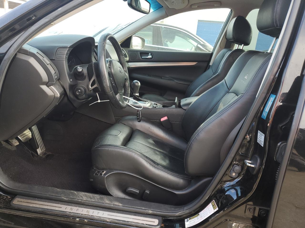 2011 INFINITI G37 - Фото 7