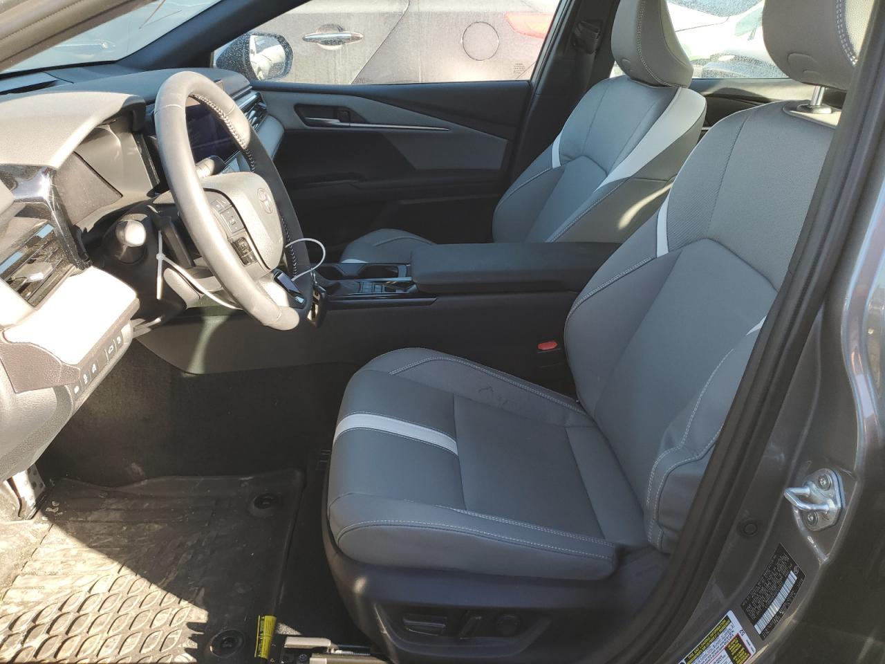 2025 TOYOTA CAMRY XSE - Image 7