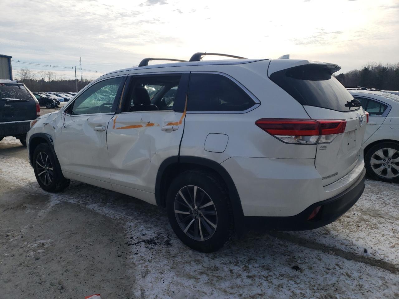 2018 TOYOTA HIGHLANDER - Фото 2
