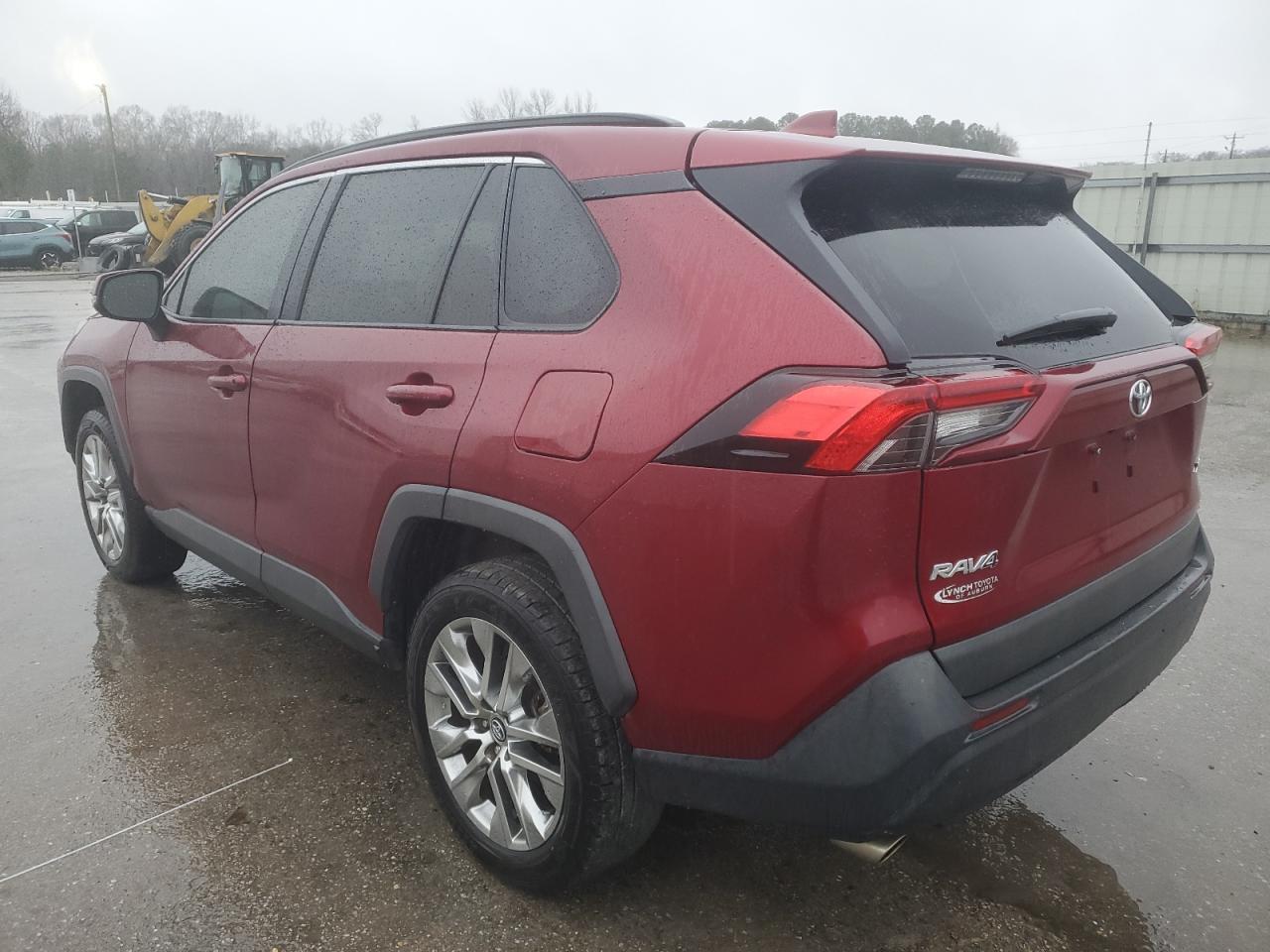 2020 TOYOTA RAV4 XLE P - Фото 2